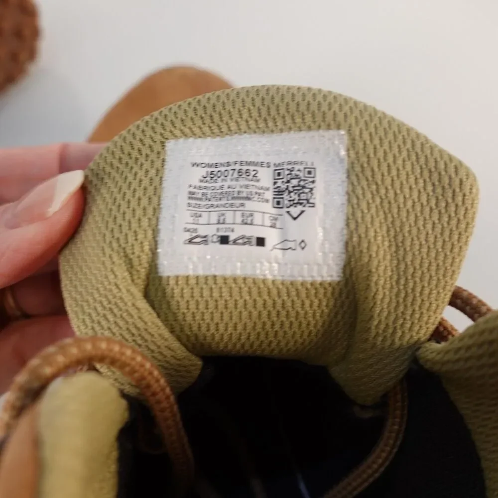 Merrell wrapt barefoot